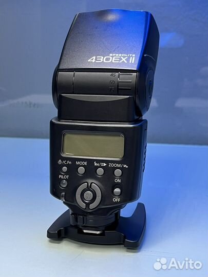 Вспышка Canon Speedlite 430EX II