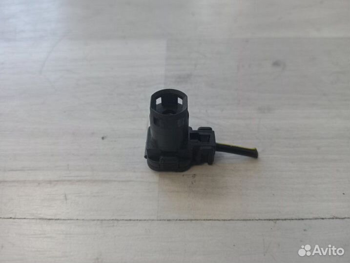 Разъем свечи накала Mercedes-Benz