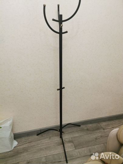 Вешалка напольная