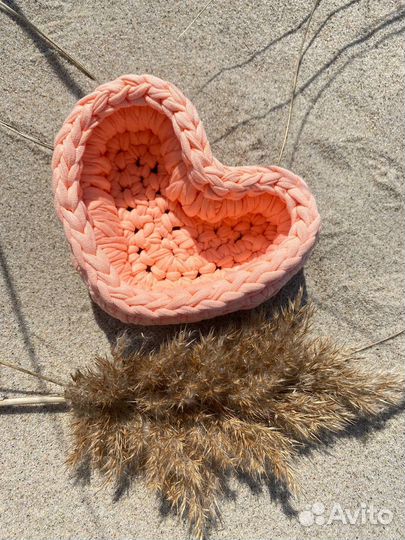 Вязаные корзинки ручной работы