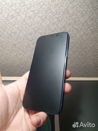 iPhone 12, 64 ГБ