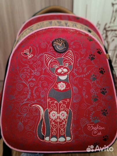 Рюкзак школьный Hummingbird