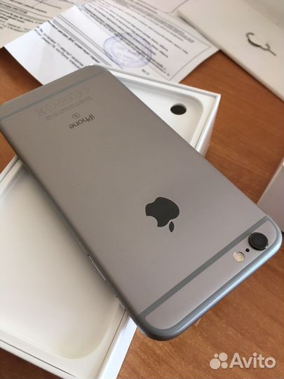 iPhone 6S, 64 ГБ