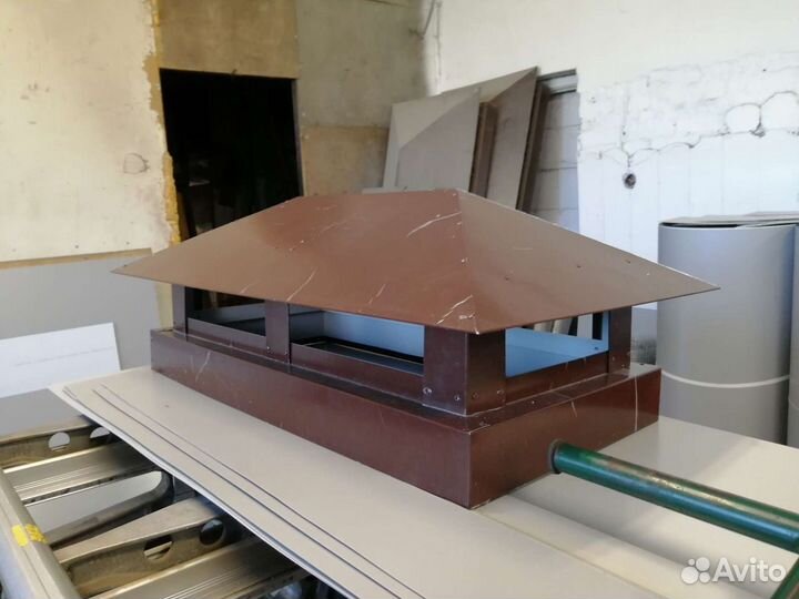 Дымник, оголовок 400х820 коричневый RAL8017