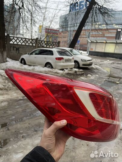 Задний левый фонарь kia sportage 3