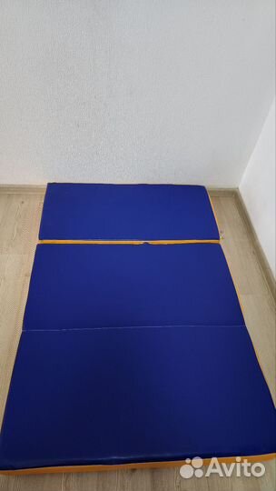 Мат гимнастический складной