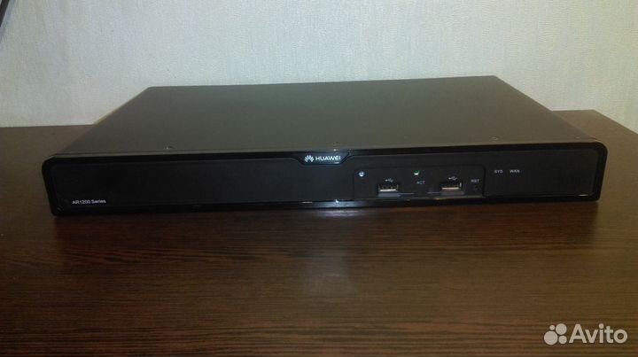 Маршрутизатор Huawei AR1220