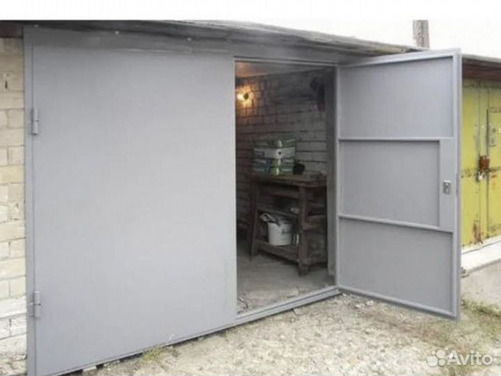 Ворота гаражные распашные