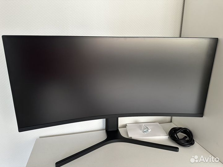 Монитор Xiaomi Mi Curved Gaming Monitor 34