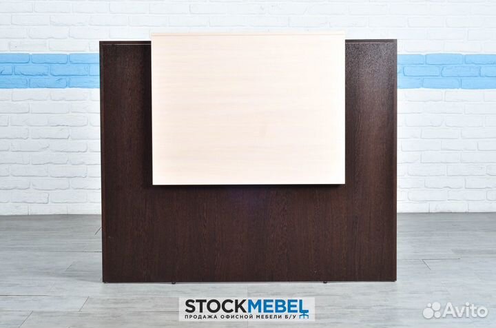 Офисная мебель. Стойка ресепшен