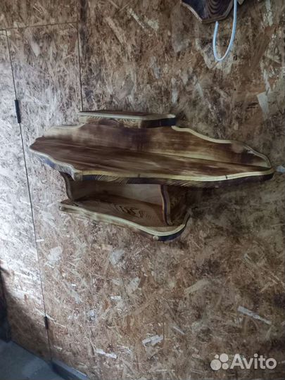 Полка из натурального дерева