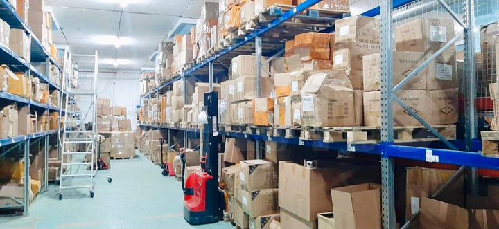 Склад у ТТК с отоплением и стеллажами