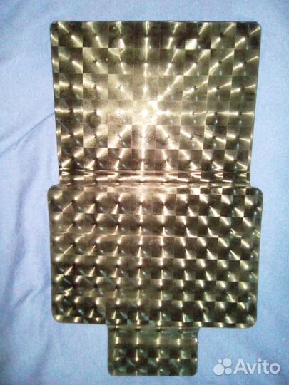 17см дисплей, не сильный, с зарядным и чехлом