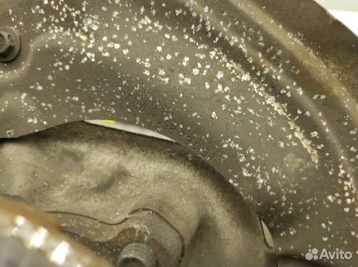 Кулак поворотный передний левый Bmw 320I E90