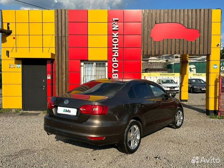 Volkswagen Jetta 1.6 МТ, 2012, 197 067 км