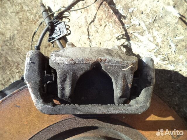 Суппорт задний правый BMW X3 F25