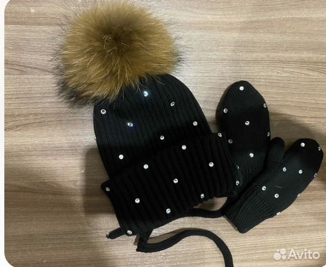 Зимняя шапка на об 54+ варежки