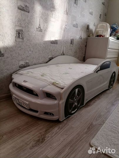 Детская кровать машина новая