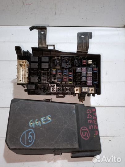 Блок предохранителей mazda atenza gges LF