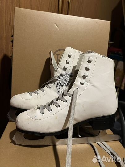 Коньки фигурные 39 размер