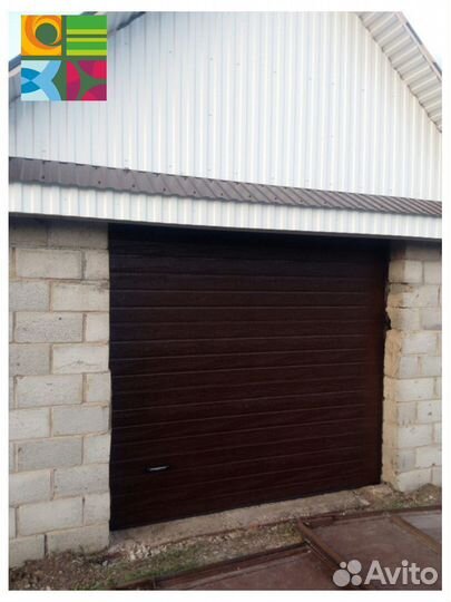Секционные ворота для гаража alutech