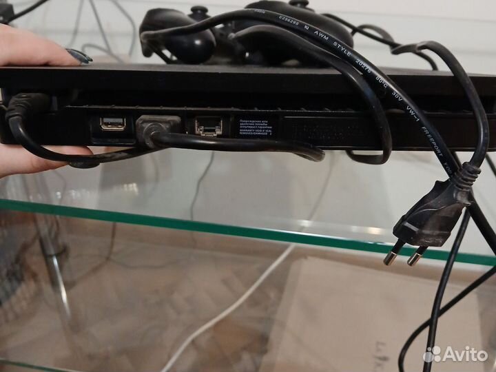Игровая приставка ps4 бу. 2. Джостика