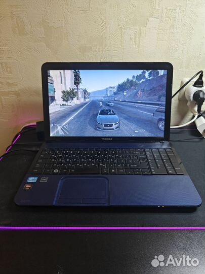 Мощный игровой ноутбук Toshiba i7 8 Ядер SSD GTA5