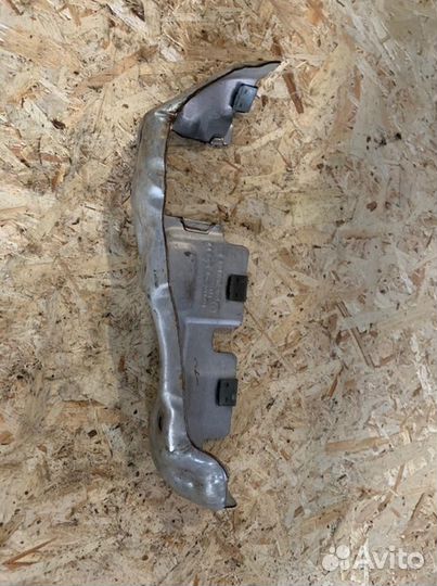 Экран тепловой Skoda Octavia A5 1.4 TSI 2011