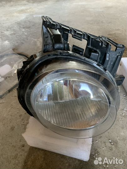 Фара на Ниссан Juke