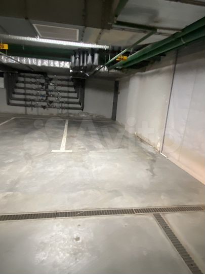 Машиноместо, 14 м²