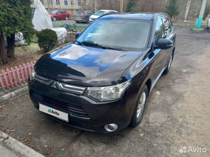 Mitsubishi Outlander 2.0 CVT, 2014, 205 500 км