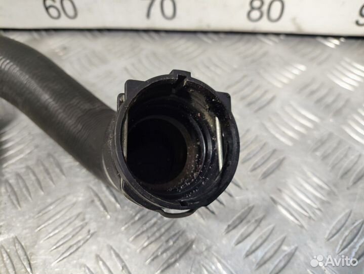 Б/У Патрубок радиатора Mercedes#001