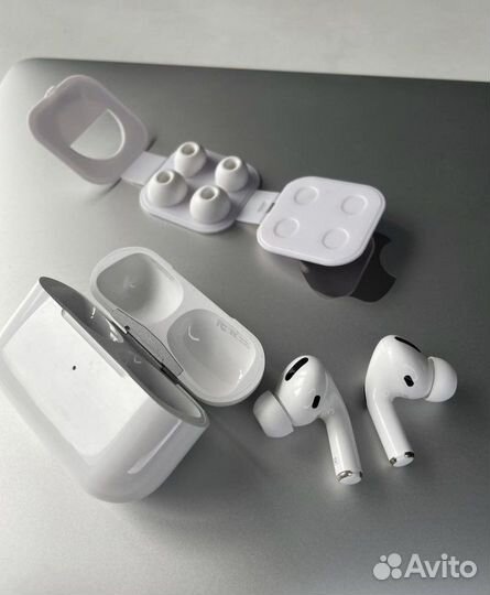 AirPods Pro версия 2023 года, гарантия
