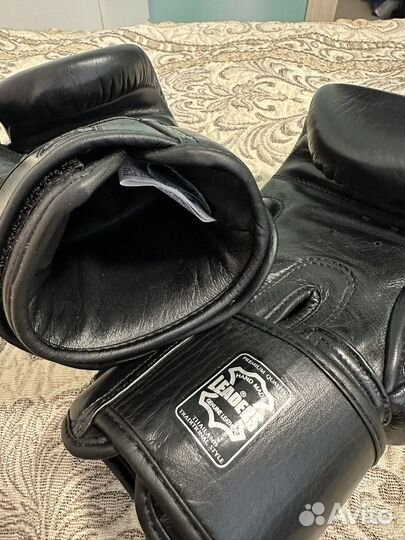 Боксерские перчатки leaders Professional12oz