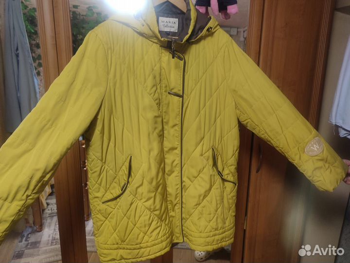 Куртка демисезонная женская 56 размера