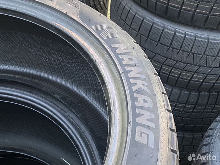 Nankang ESSN-1 Corsafa 285/40 R23 111Q