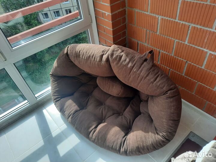 Футон, пуфик