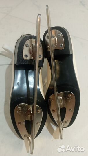 Коньки фигурные 36 размер б/у