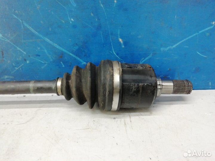 Привод передний левый Kia Sportage 2 Km 2.0 G4GC