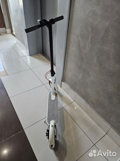 Самокат взрослый электрический бу