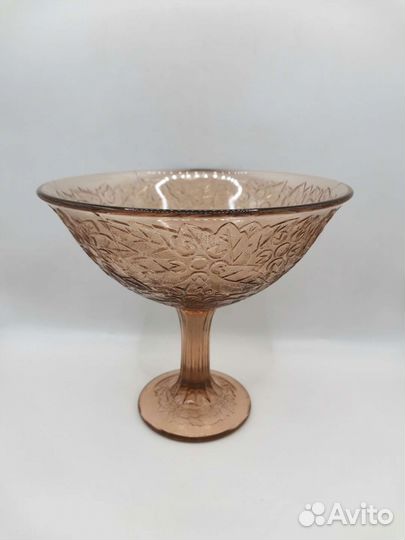 Ваза на ножке Конфетница Розовое стекло Неман СССР