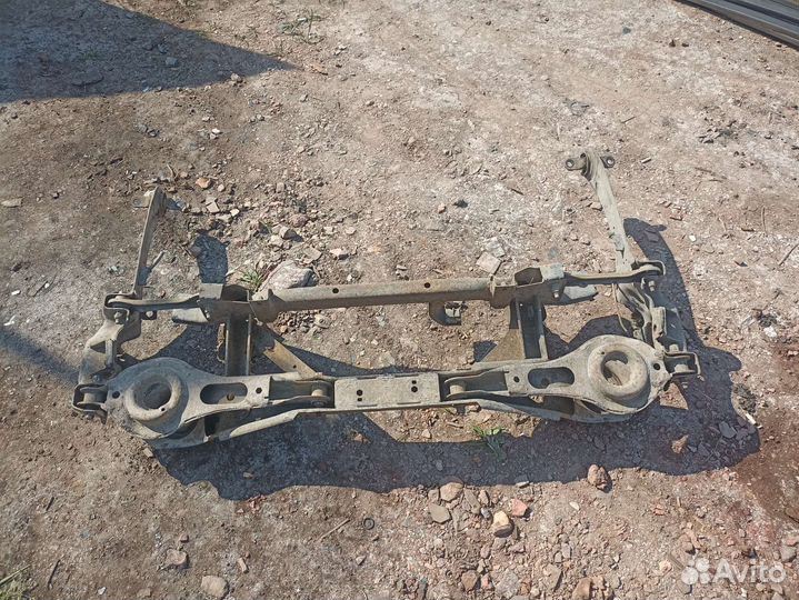 Ford focus 1 задний подрамник