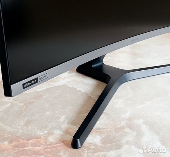 Монитор Samsung odyssey c27rg50fqi
