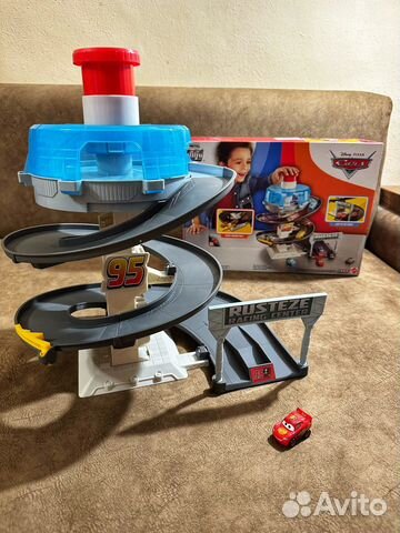 Парковка - Трек Мини Тачек Маквин