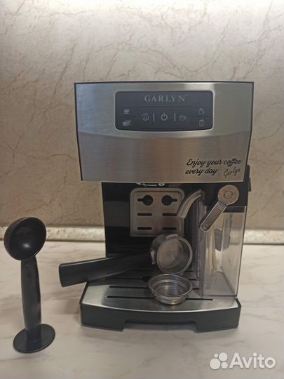 Кофемашина Garlyn L70