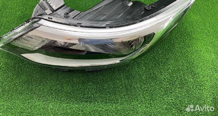 Фара левая Kia Rio 3