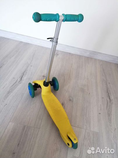 Самокат детский трехколесный