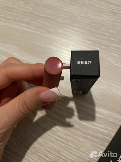 By Mario MoistureGlow Plumping Lip Serum