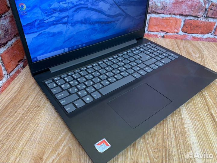 Lenovo Ideapad Игровой Ноутбук 8gb AMD A4 SSD