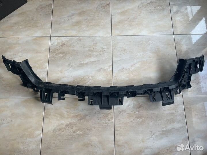 Кронштейн бампера задний Audi A 3 8 V С 2016 По